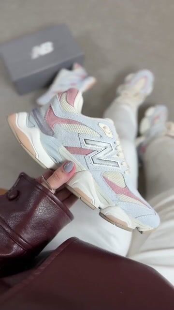 Video de New Balance 9060 - Premium