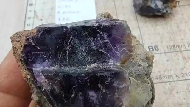 Video de 4 Piezas Fluorita con Calcita | Espécimen 2lbs