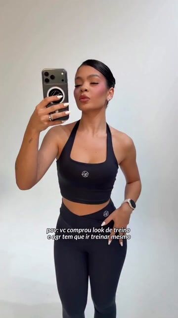 Video de Conjunto cropped e calça Blush Flair