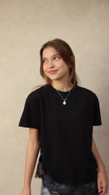 Video de T-Shirt em Algodão Laila 8660