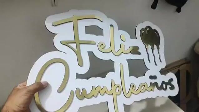 Video de Letrero 2 Capas Feliz Cumpleaños 60 x 40 Cm