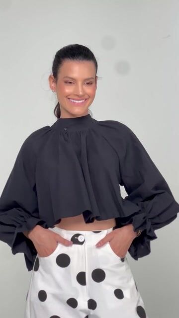 Vídeo de CROPPED GIULIANA