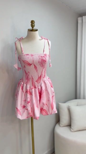 Vídeo de Vestido Babi Floral Rosa
