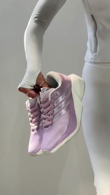 Vídeo de Adidas Super Nova Rise 3 Rosê