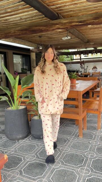 Video de CONJUNTO POLAR SOFT CHERRY BEIGE