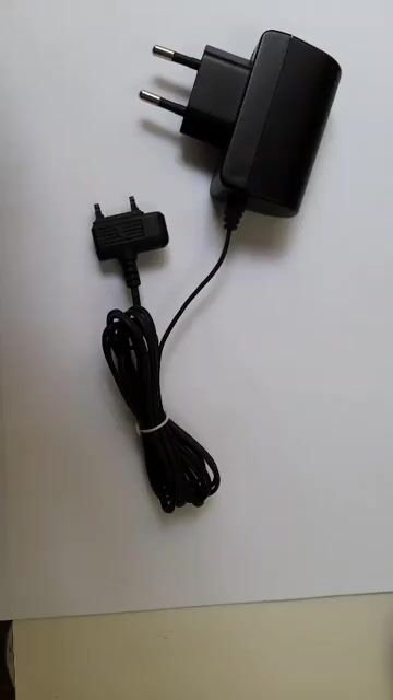 Vídeo de CARREGADOR SONY ERICSSON CST-70